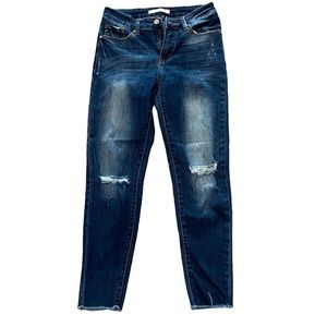 KanCan Distressed Ankle Mid Rise Jeans Size 27